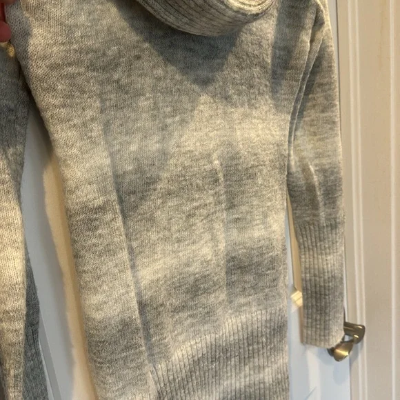 Smart set sweater. Size M - Picture 3 of 7